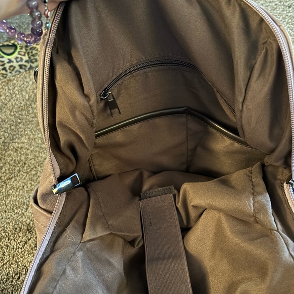 Purple backpack - Picture 3 of 6